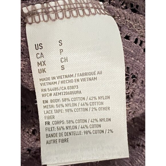 American Eagle Outfitters Jr.s/Women Size Small Top Sleeveless Blouse Floral - Picture 4 of 9